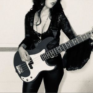 Meet your Posher, Eden